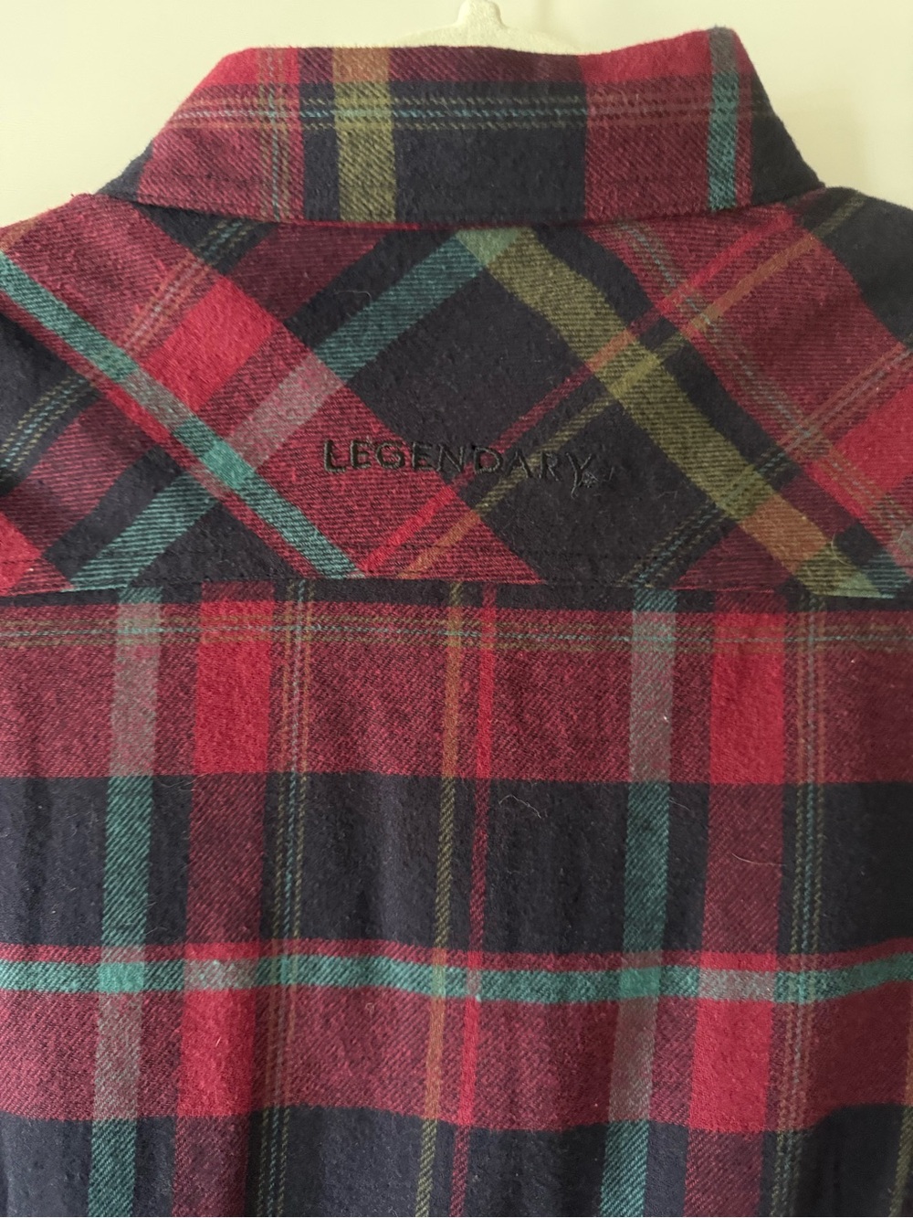 NWOT Legendary Whitetails Women’s Sangria Red Blue Purple Cottage Escape Flannel - Picture 14 of 14